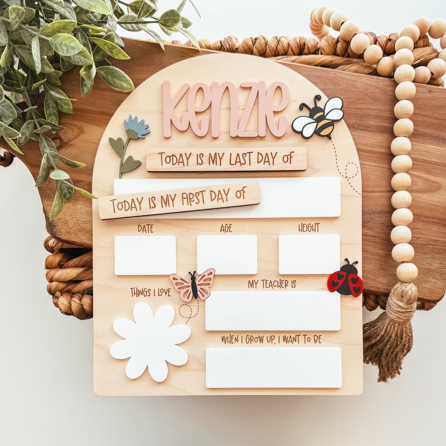 First And Last Day Of School Sign | Bugs