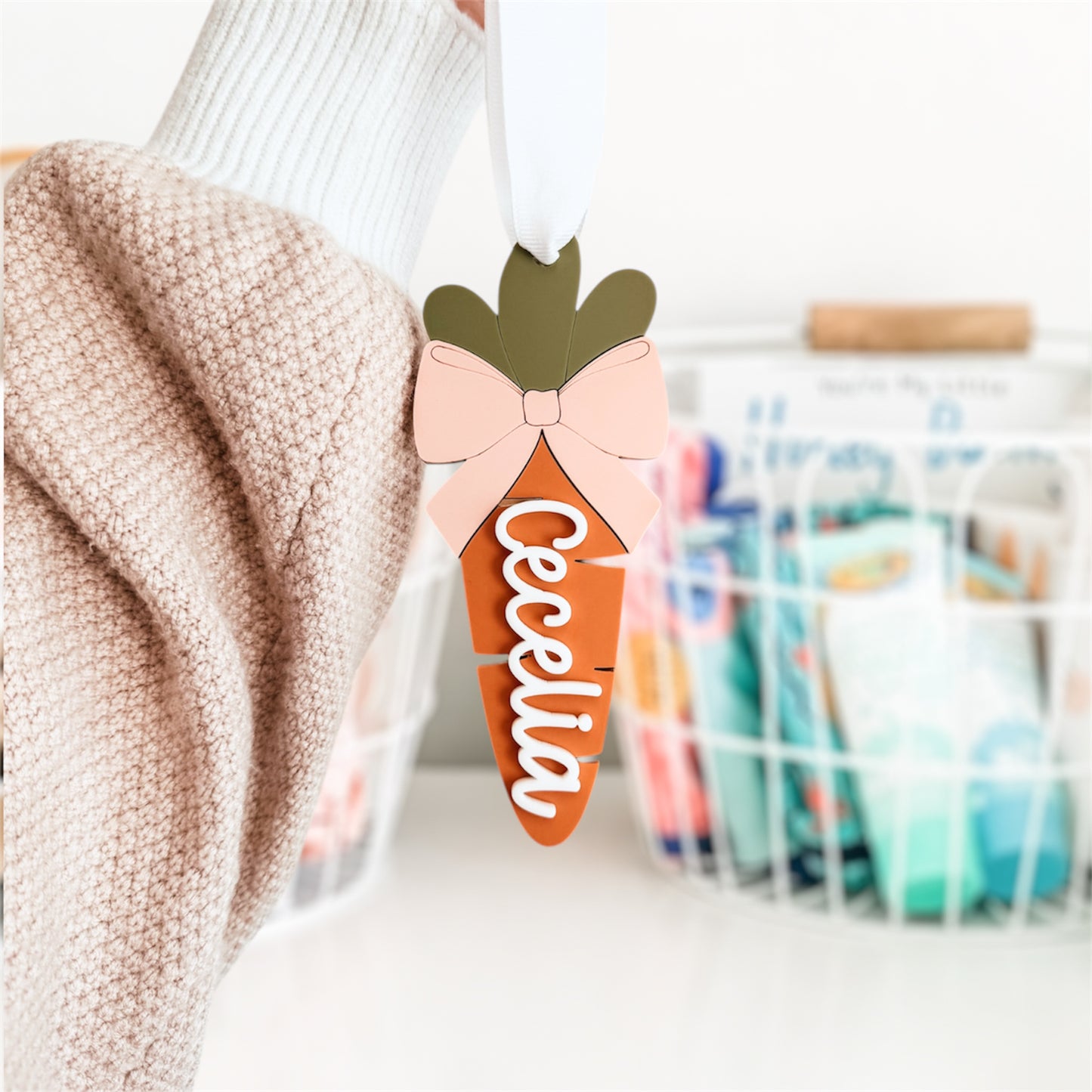 3D Carrot Wth Bow Easter Basket Tag