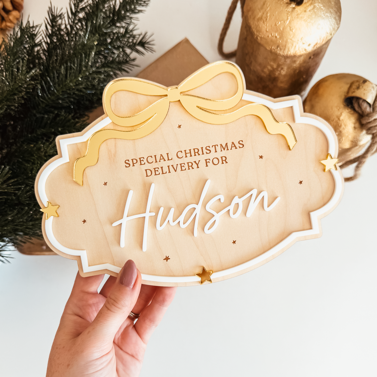 Personalized Christmas Crate Plaque | Vintage Bow