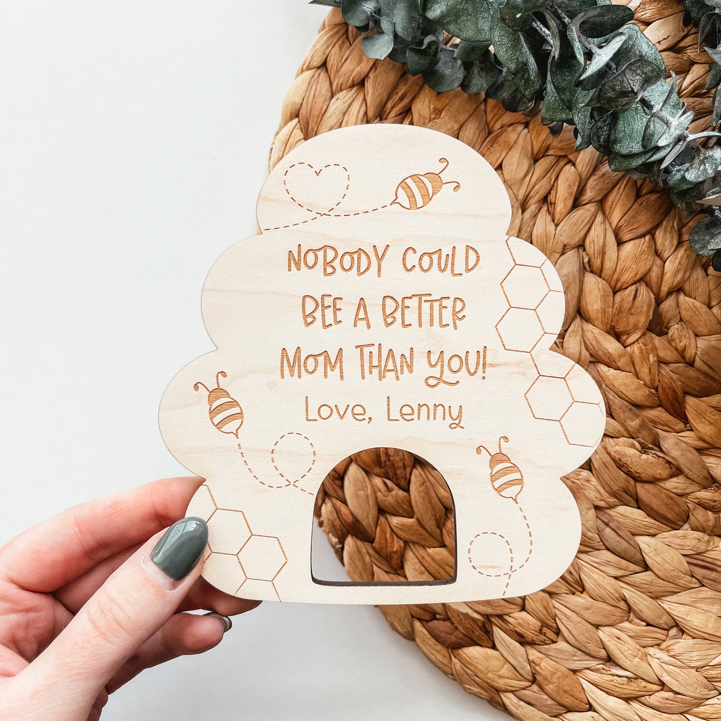 DIY Custom Bee Fingerprint Magnet