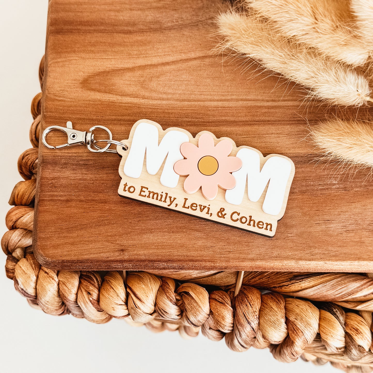 3D Daisy Mom Keychain