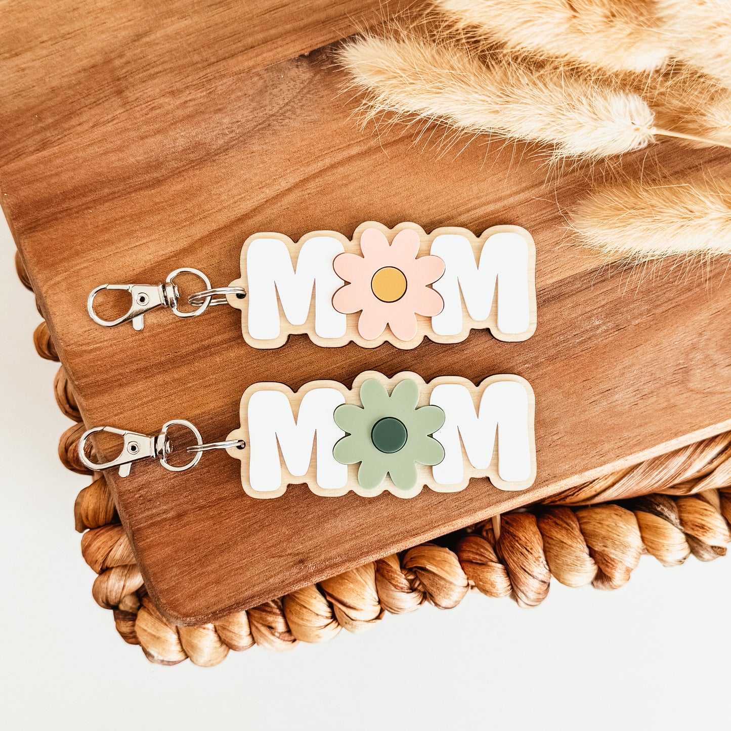 3D Daisy Mom Keychain