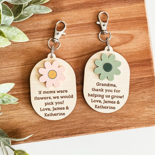 3D Daisy Mom/Grandma Keychain