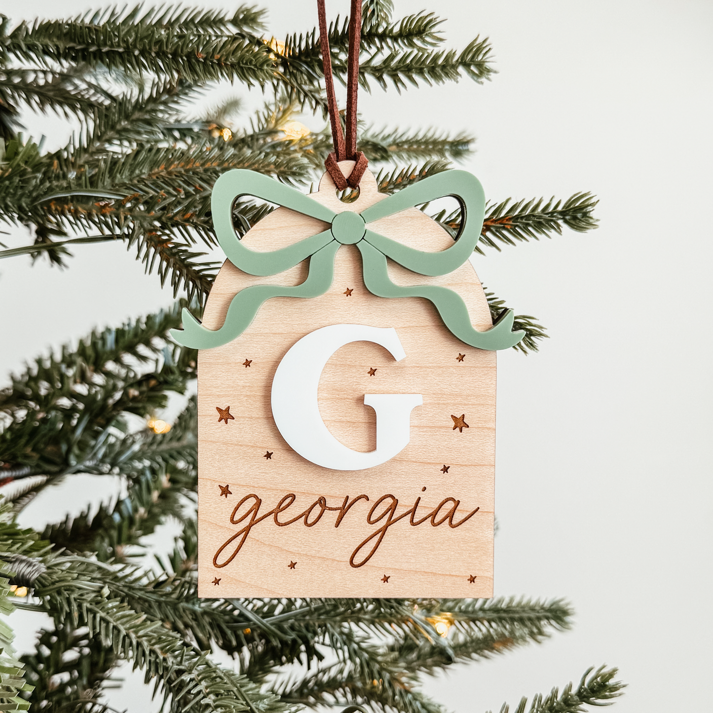 Wooden Arch With 3D Bow Christmas Stocking Tag