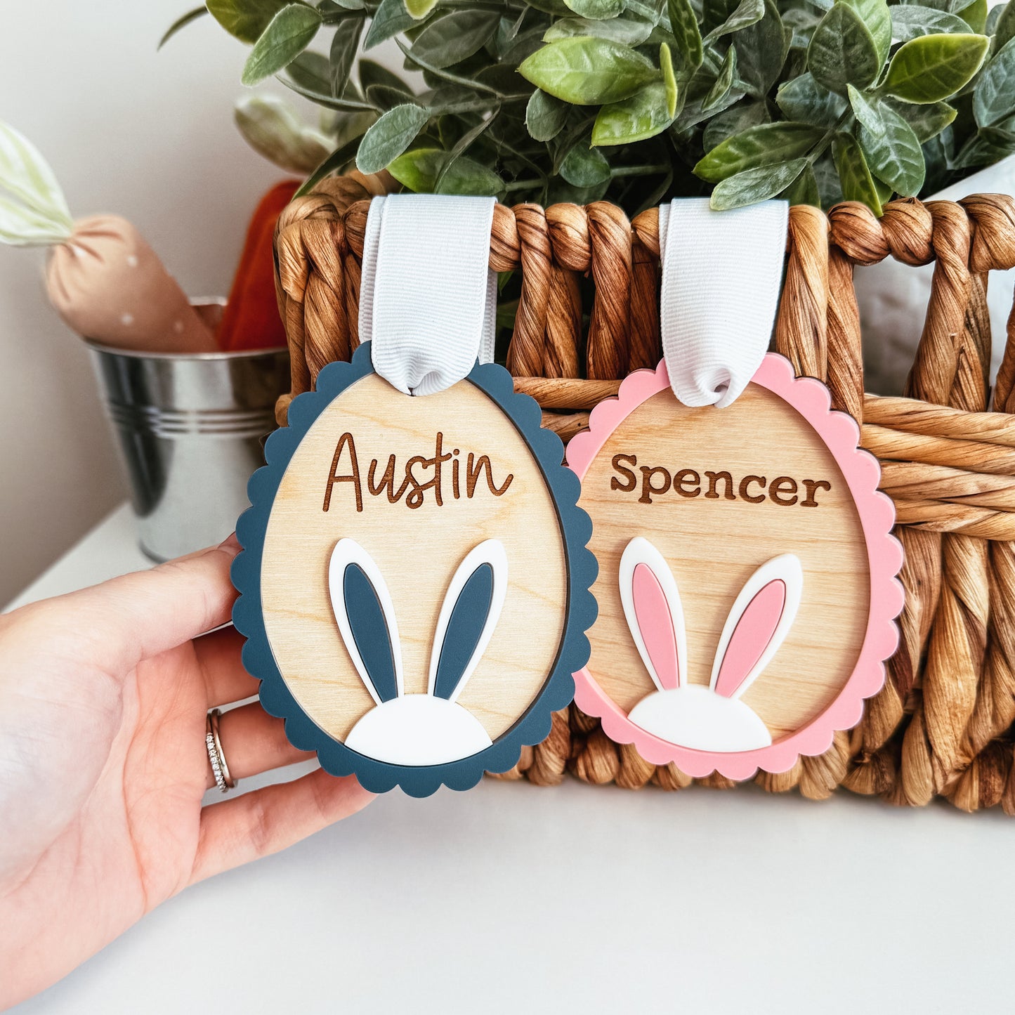 Scallop Egg With Bunny Ears Basket Tag