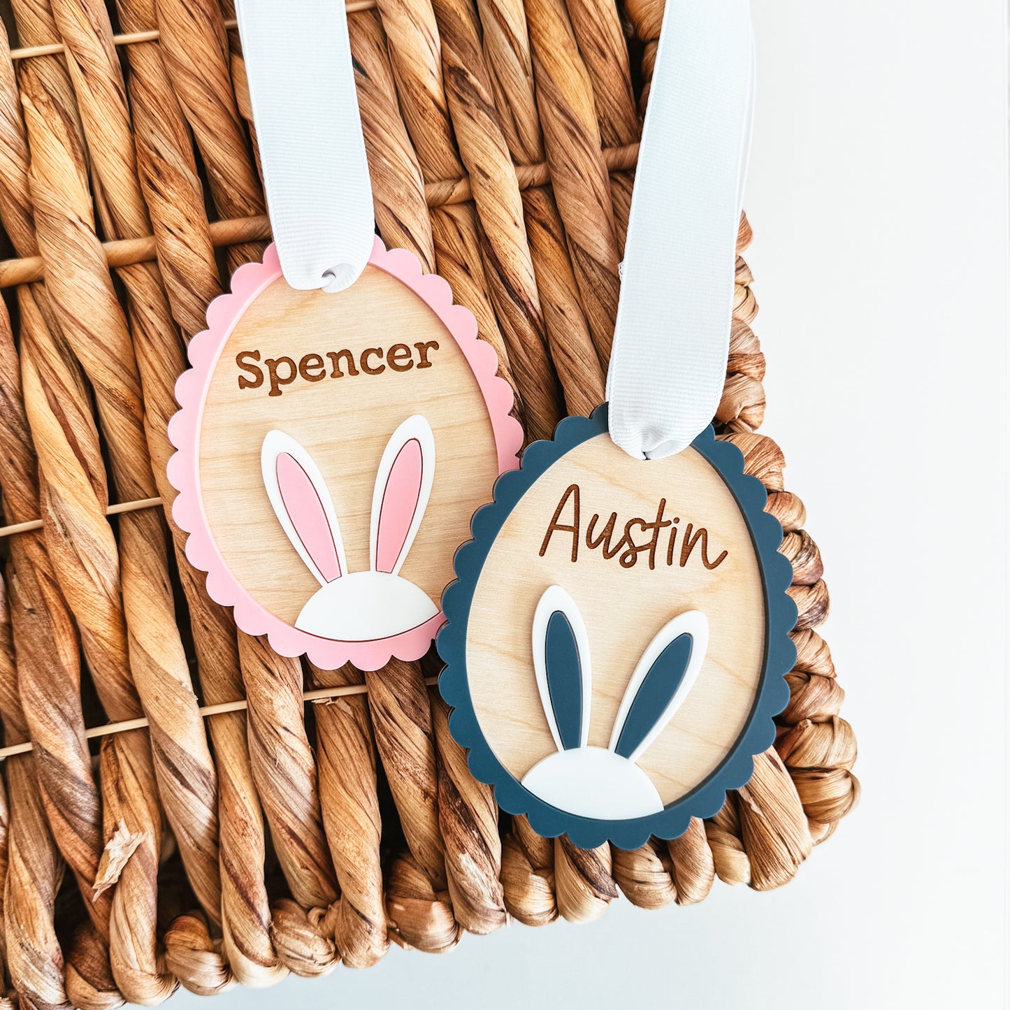 Scallop Egg With Bunny Ears Basket Tag