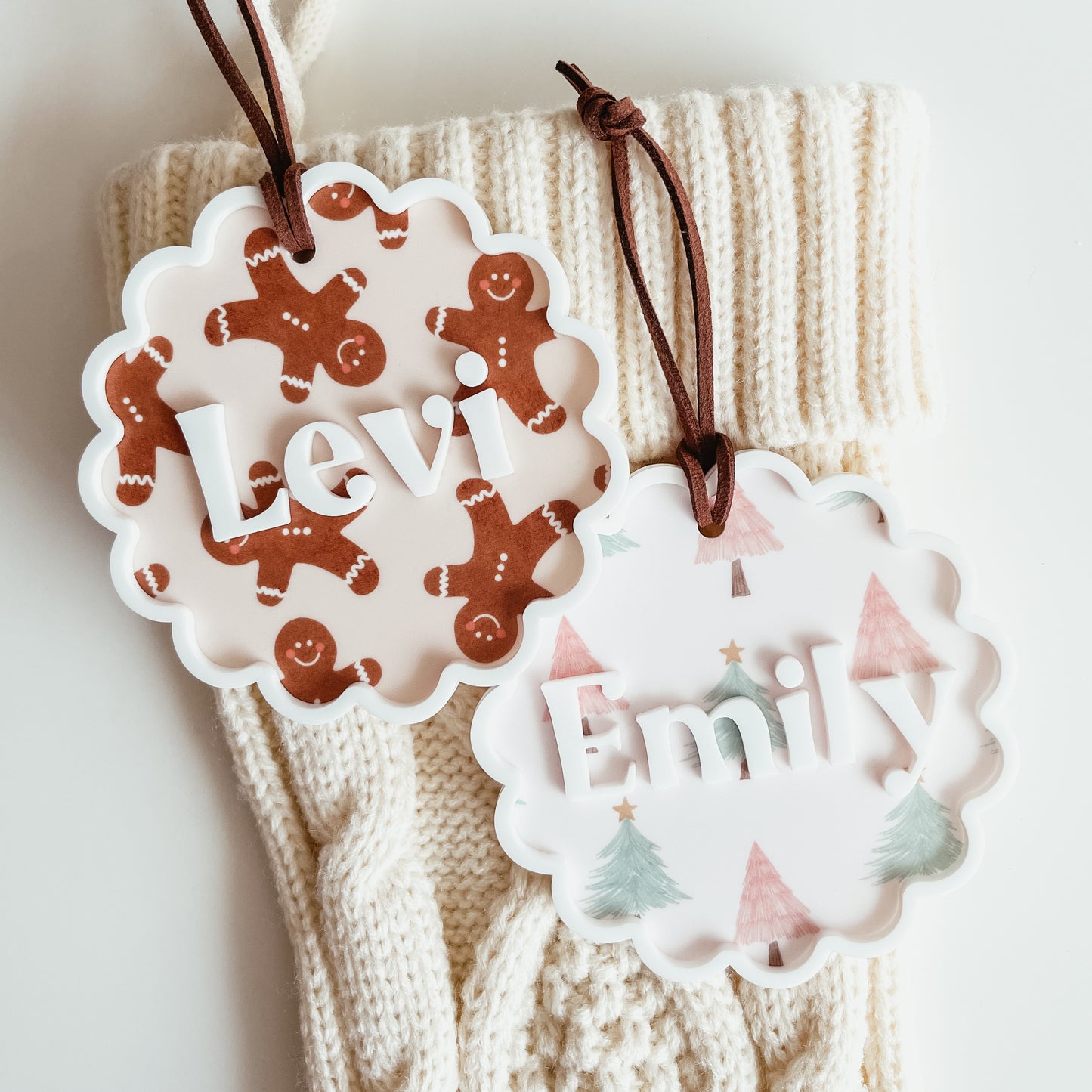 3D Layered Christmas Scallop Tag