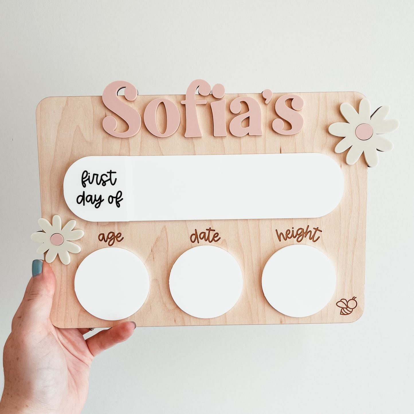 Interchangeable First And Last Day Of School Sign | Daisies