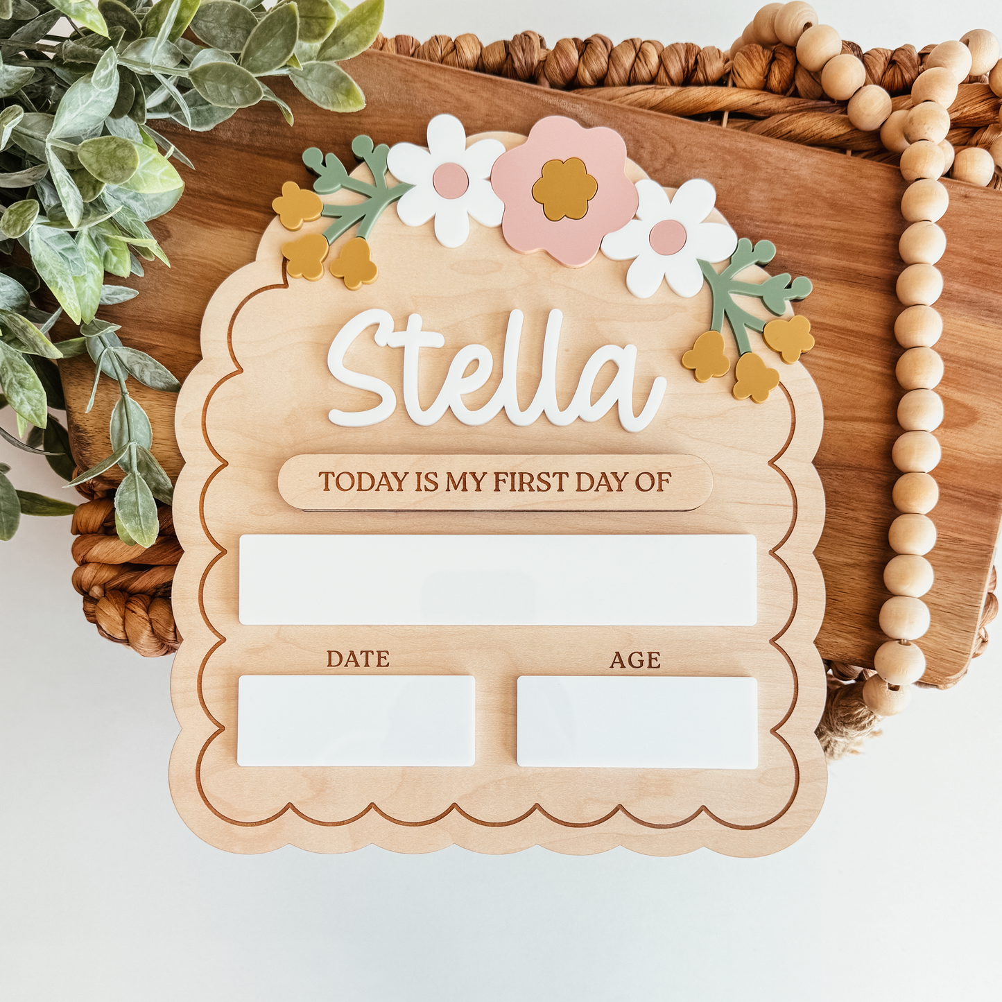 First And Last Day Of School Sign | Scalloped Floral