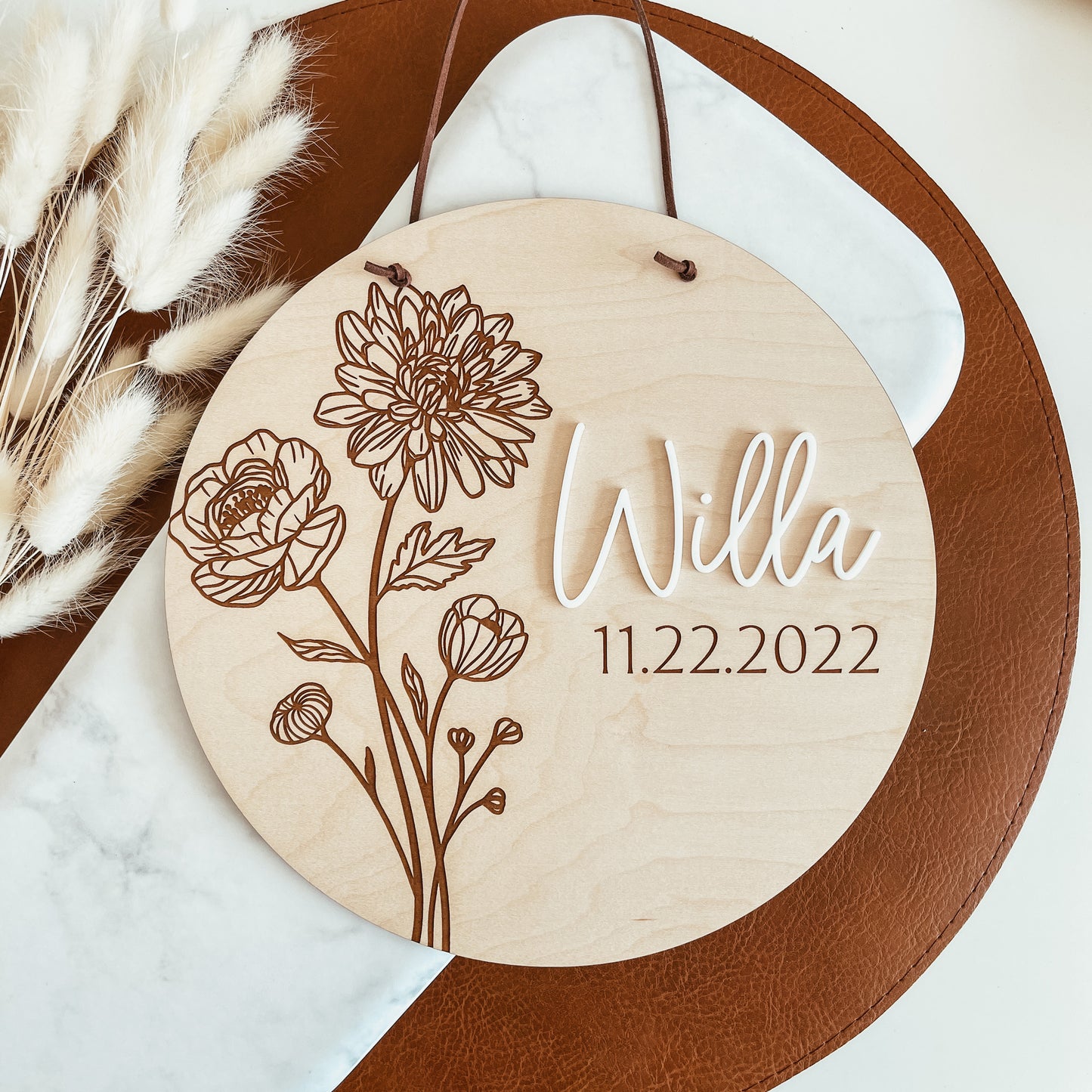 Personalized Birth Flower Pennant (Two Shapes)
