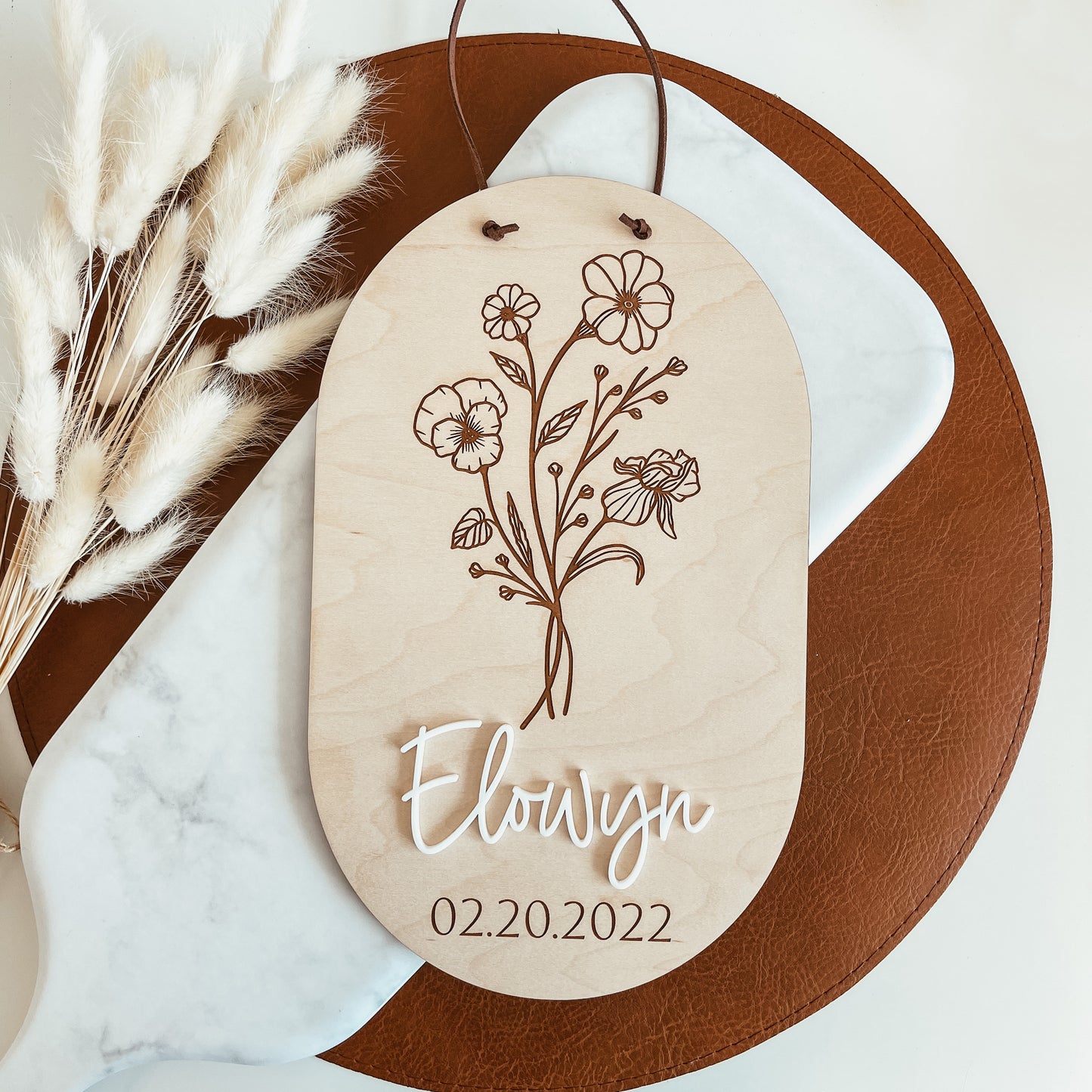 Personalized Birth Flower Pennant (Two Shapes)