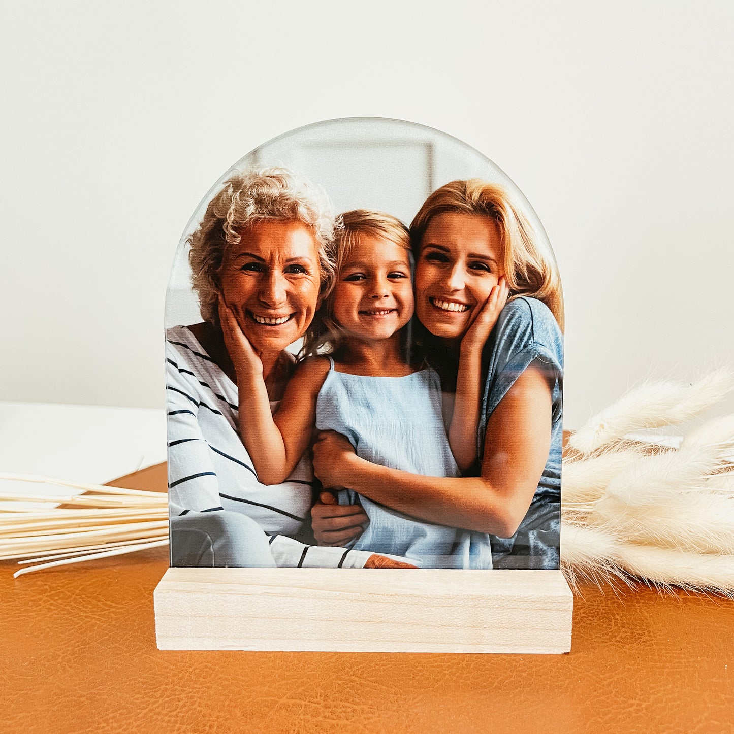 Photo Arch With Wood Base