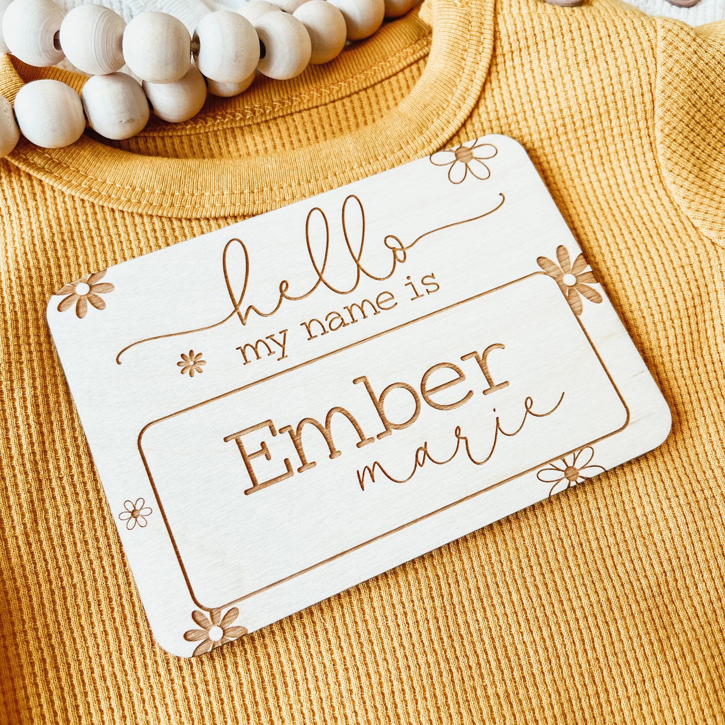 Baby Birth Announcement Sign - Daisy Name Tag