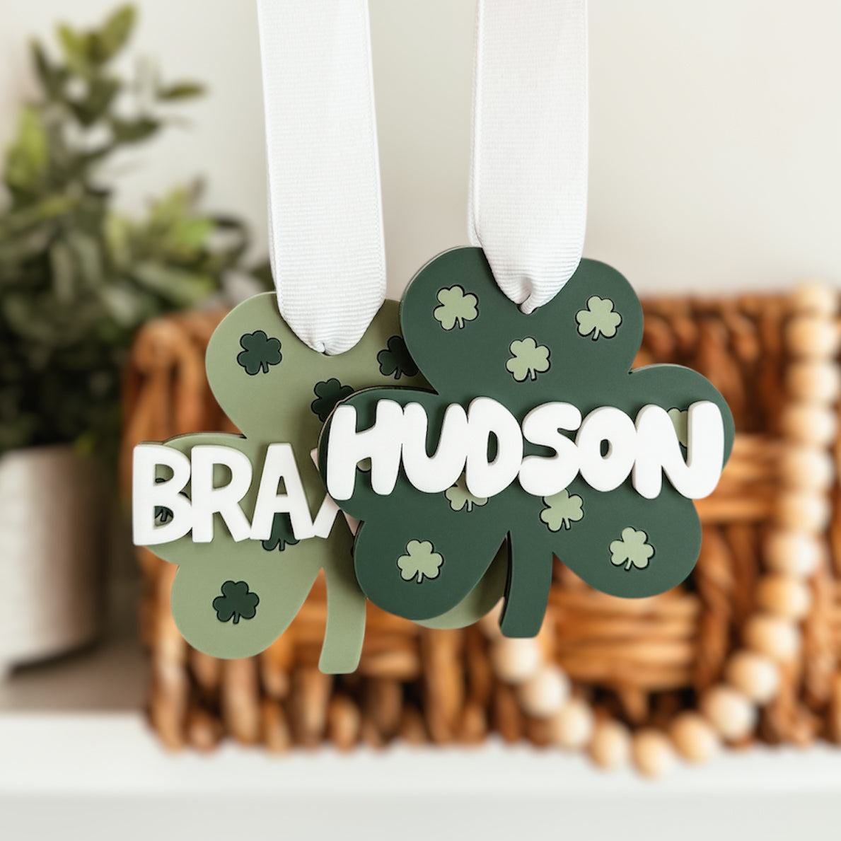 3D Shamrock Pattern Tag