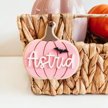 Load image into Gallery viewer, 3D Pumpkin Tag