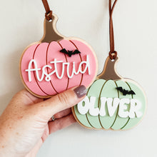 Load image into Gallery viewer, 3D Pumpkin Tag