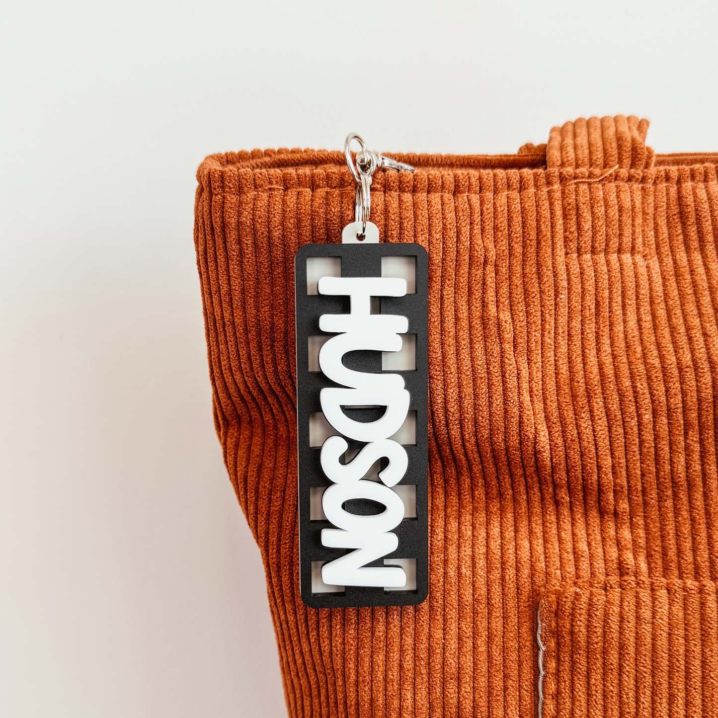 Checkered Bar Bag Tag