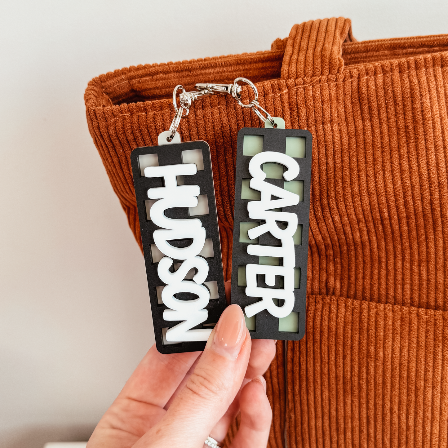 Checkered Bar Bag Tag
