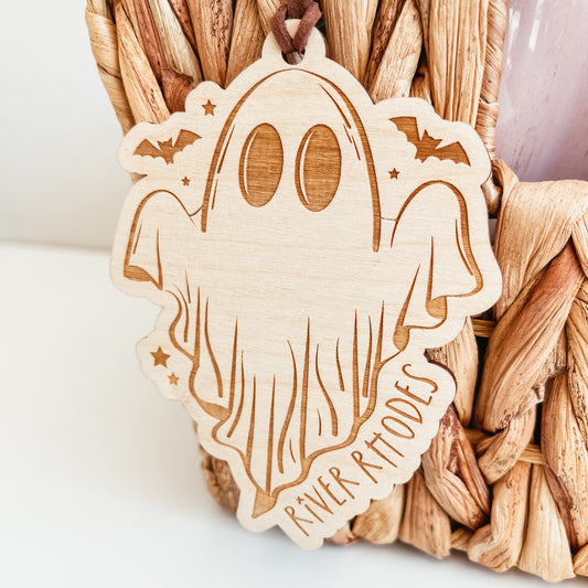 Ghost Halloween Tag