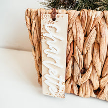 Load image into Gallery viewer, 3D Engraved Snowflake Stocking Tag