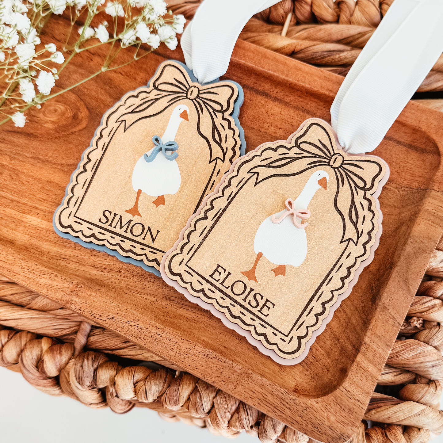 Ruffle Frame Goose Easter Basket Tag