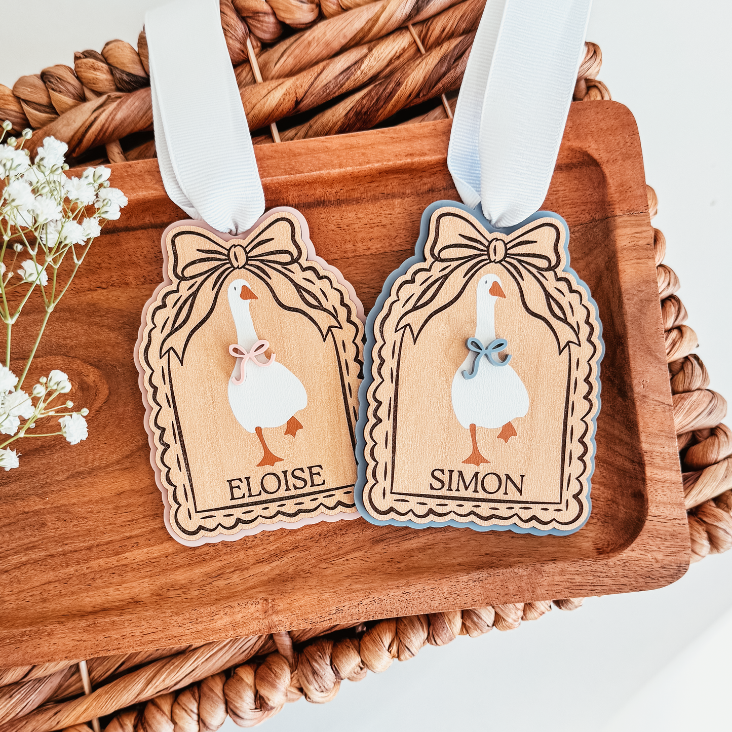 Ruffle Frame Goose Easter Basket Tag