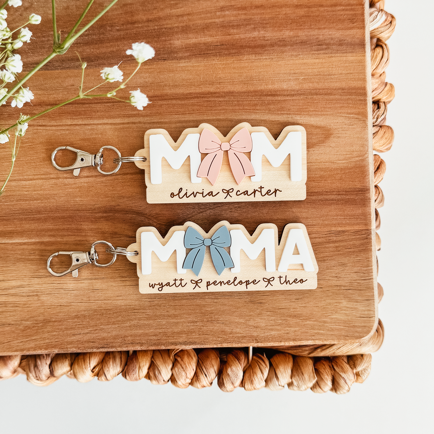 3D Bow Mom or Mama Keychain