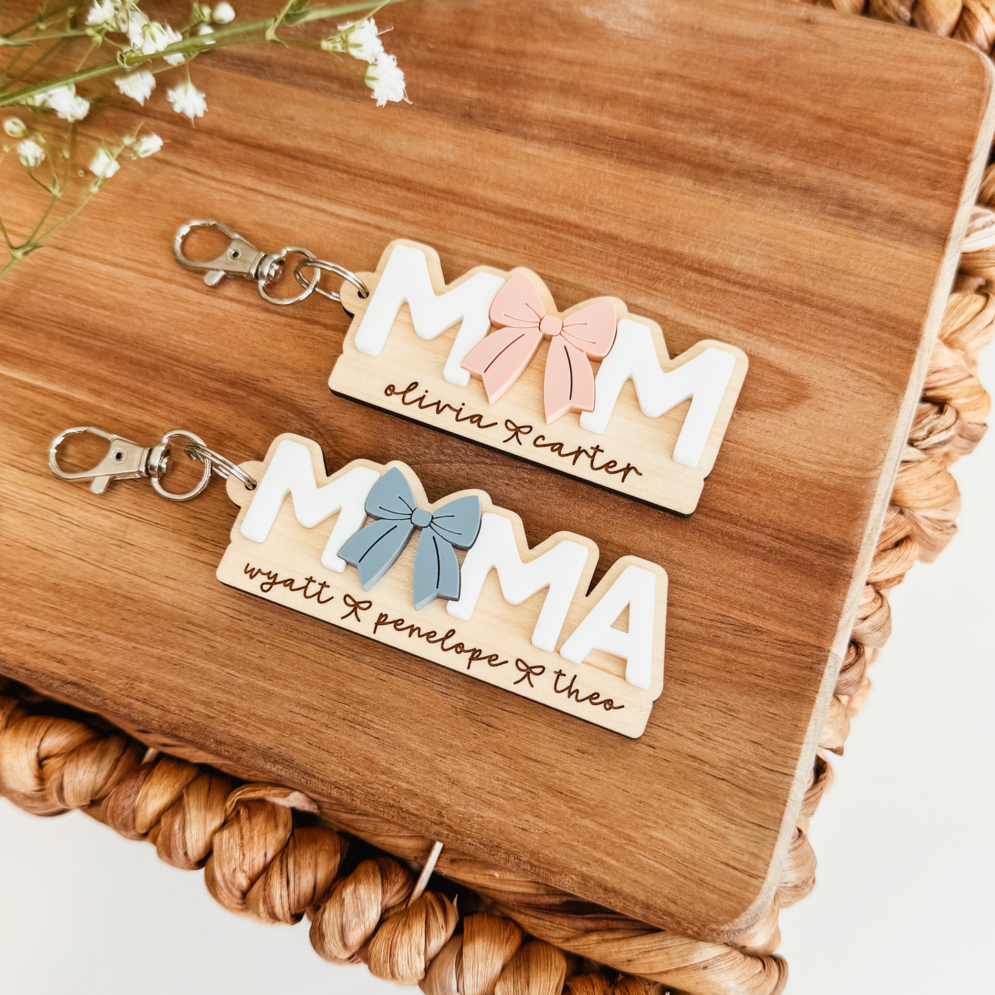 3D Bow Mom or Mama Keychain