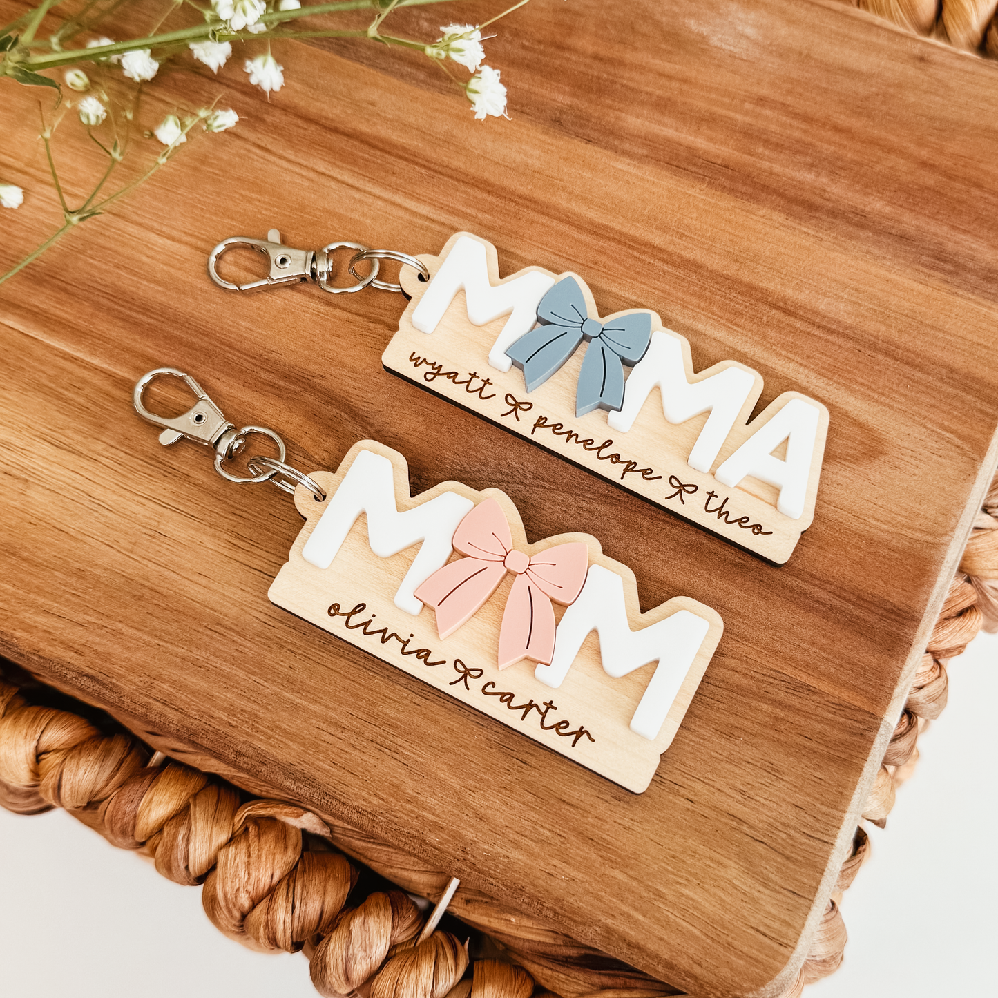 3D Bow Mom or Mama Keychain