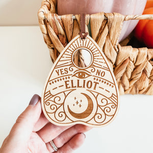Planchette Tag