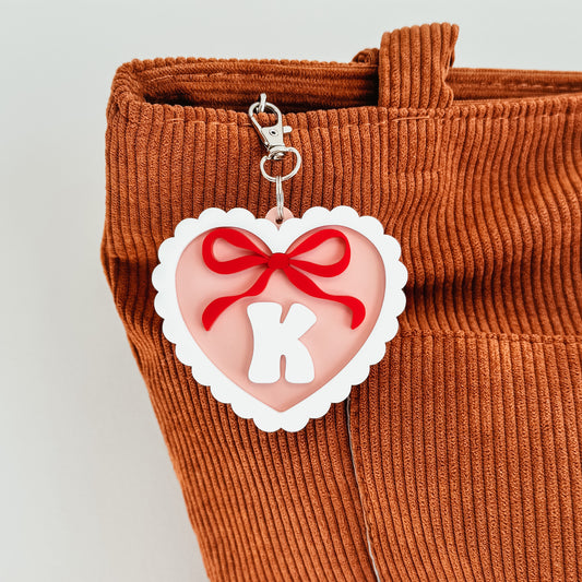 Scallop Heart With Bow Bag Tag