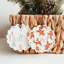 Load image into Gallery viewer, 3D Layered Christmas Scallop Tag