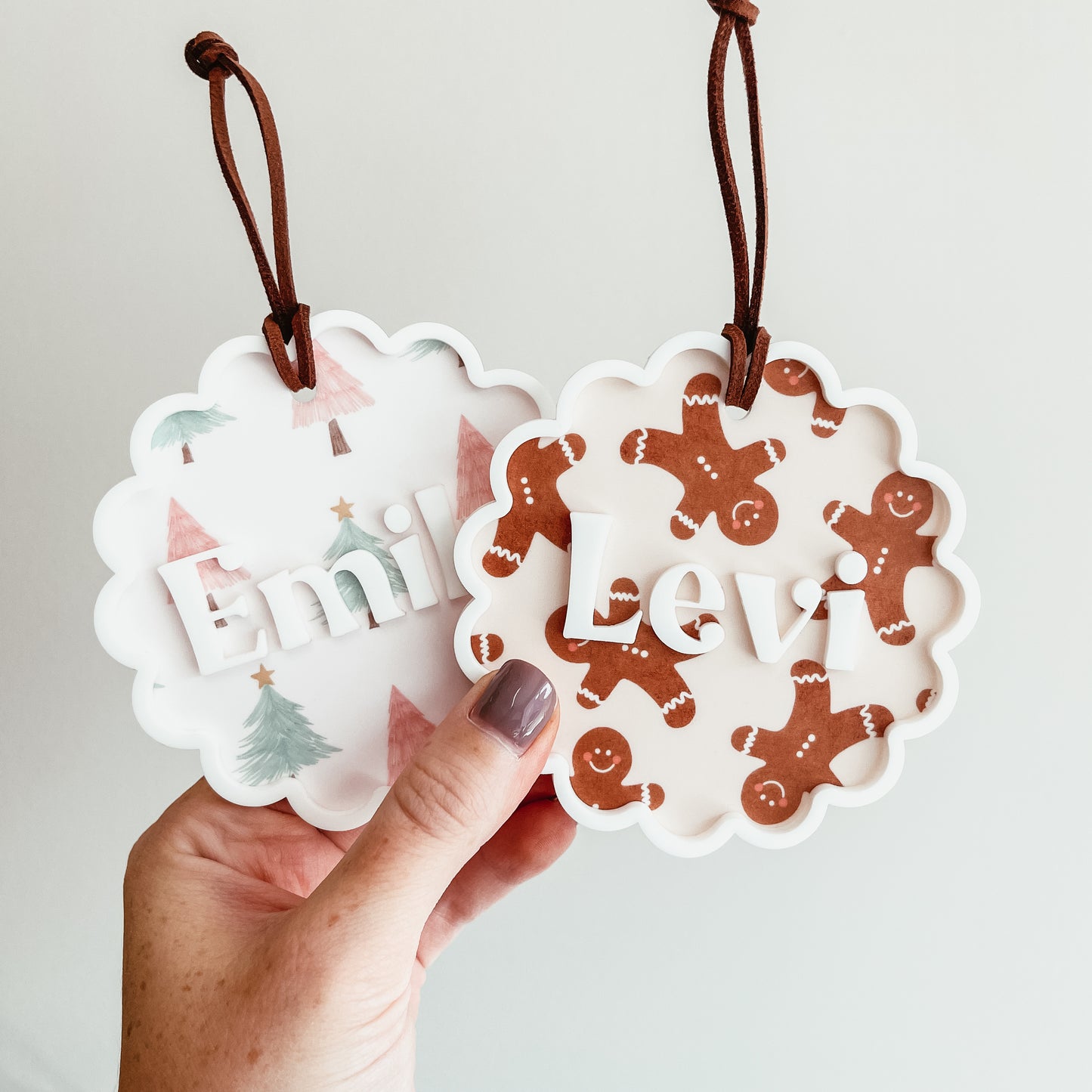 3D Layered Christmas Scallop Tag