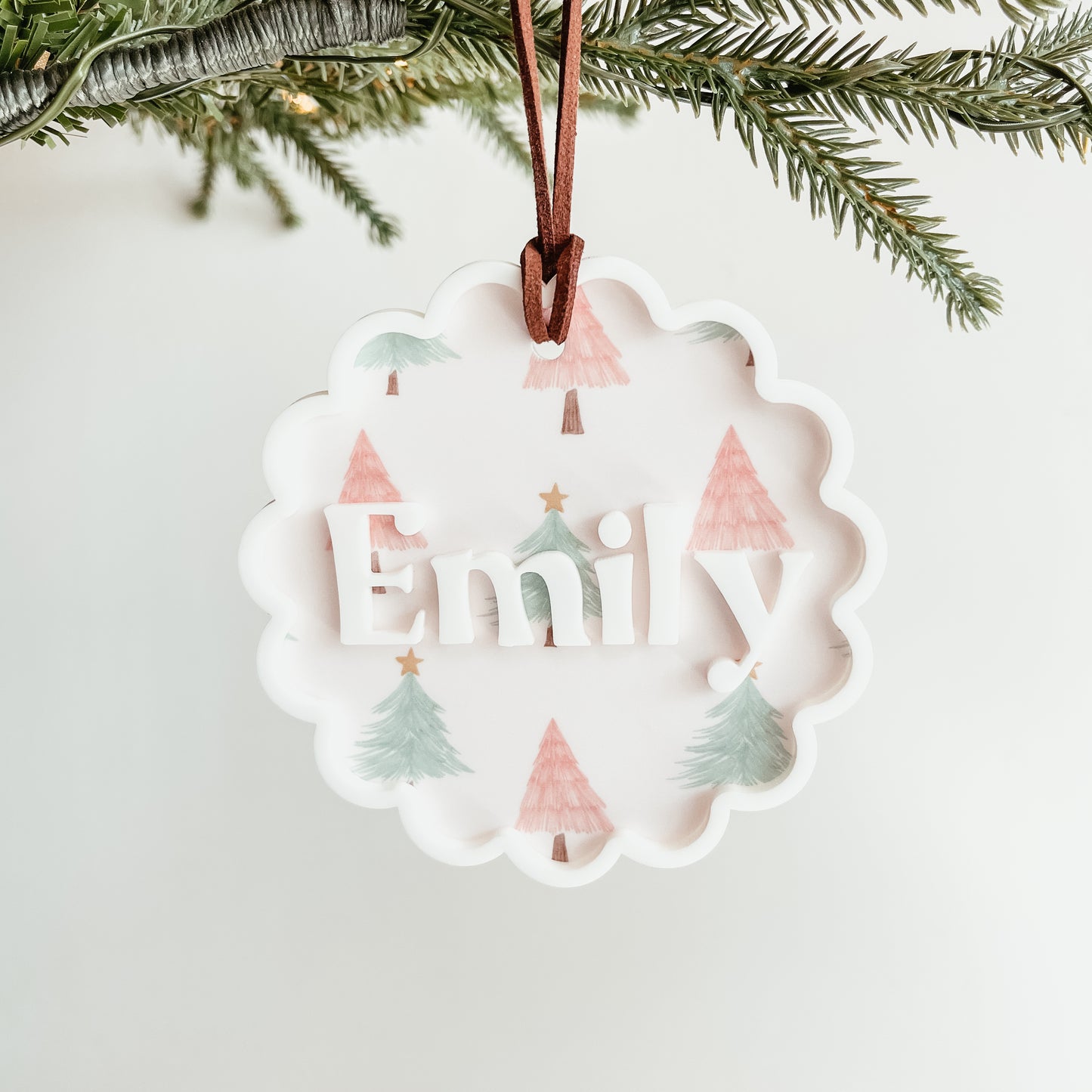 3D Layered Christmas Scallop Tag
