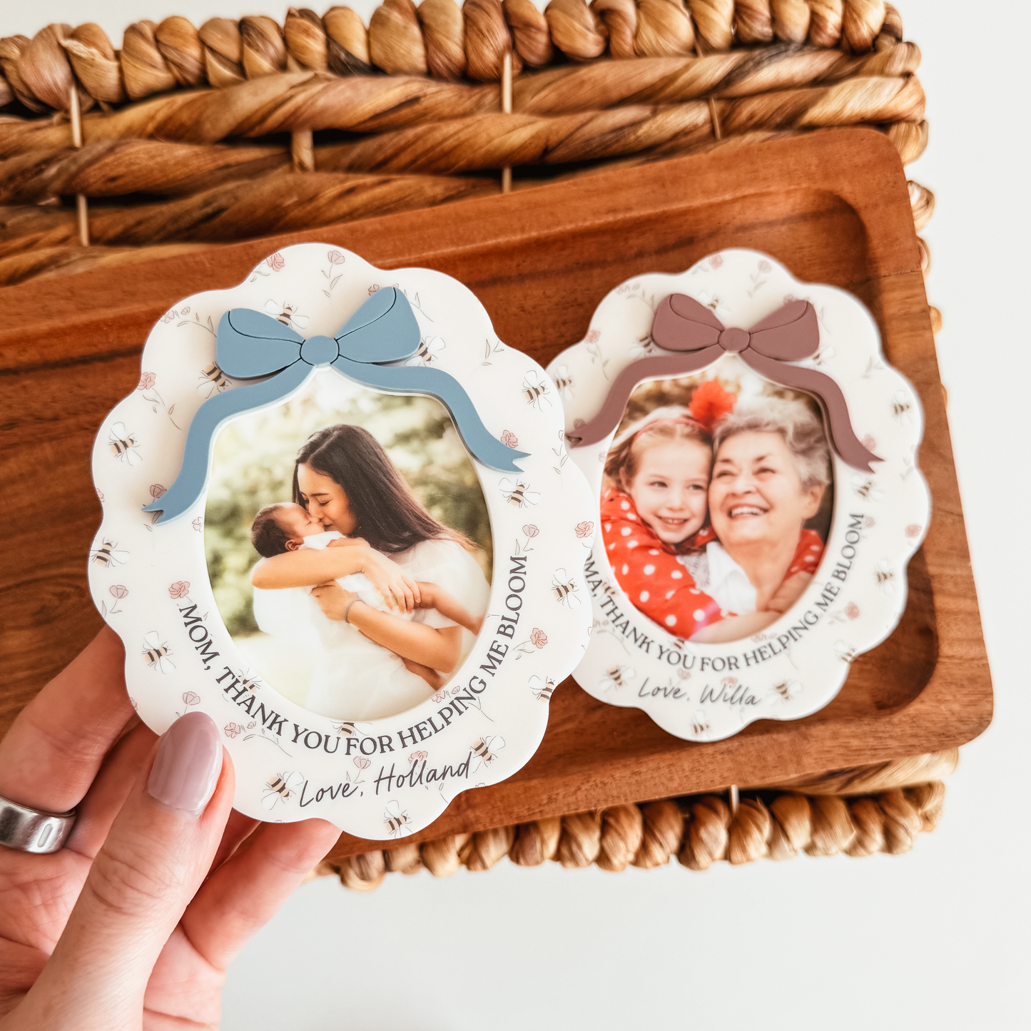 Floral Bee Scallop Photo Magnet