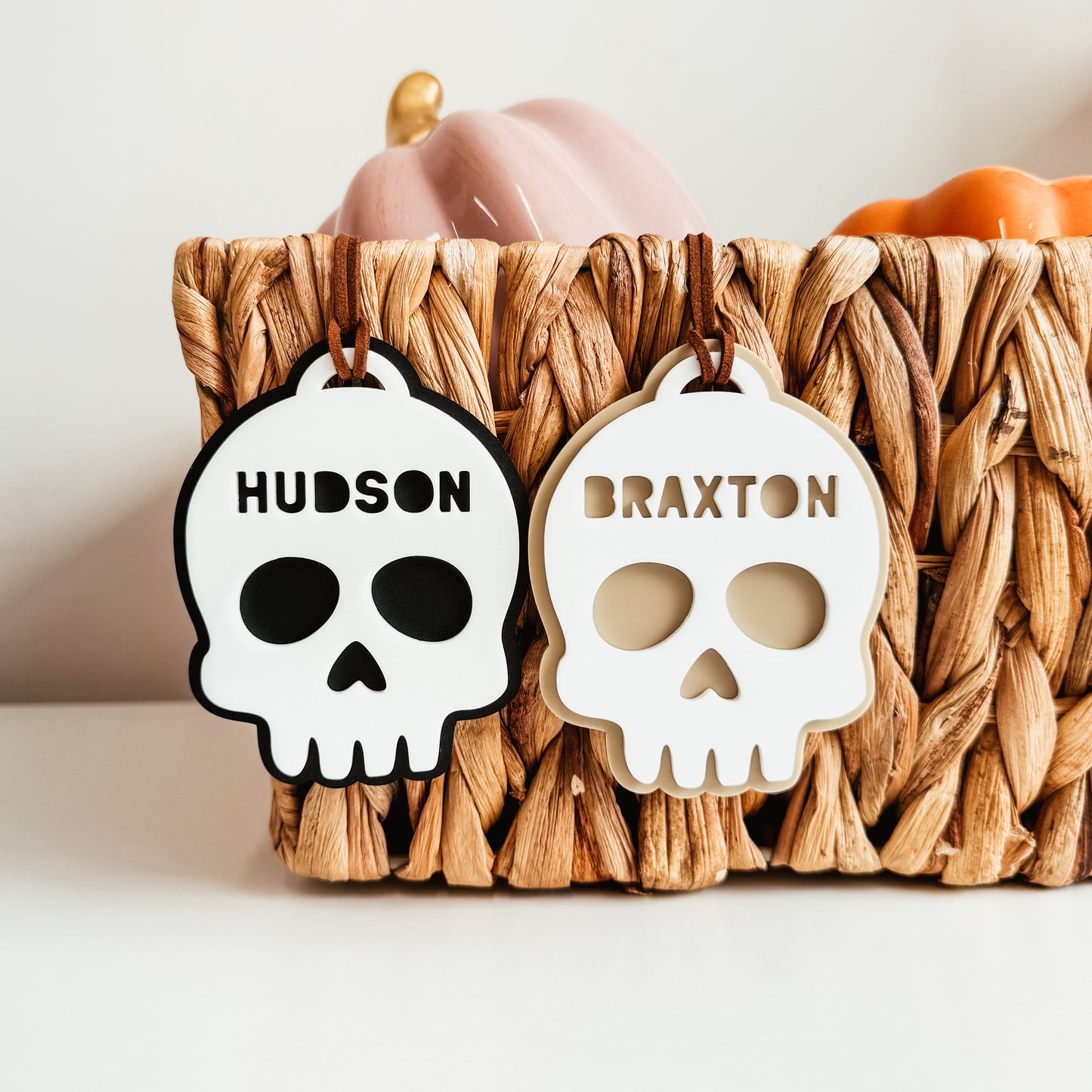 3D Skull Halloween Boo Basket Tag