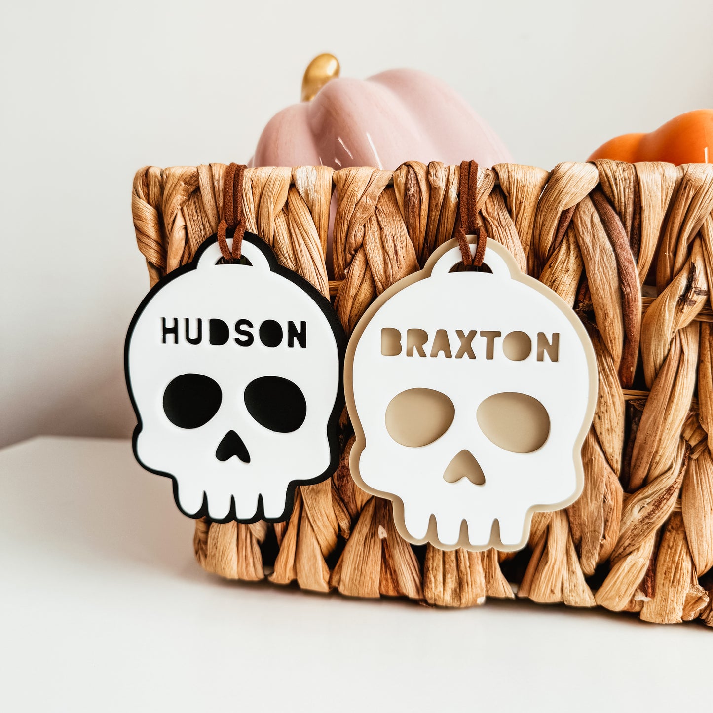 3D Skull Halloween Boo Basket Tag