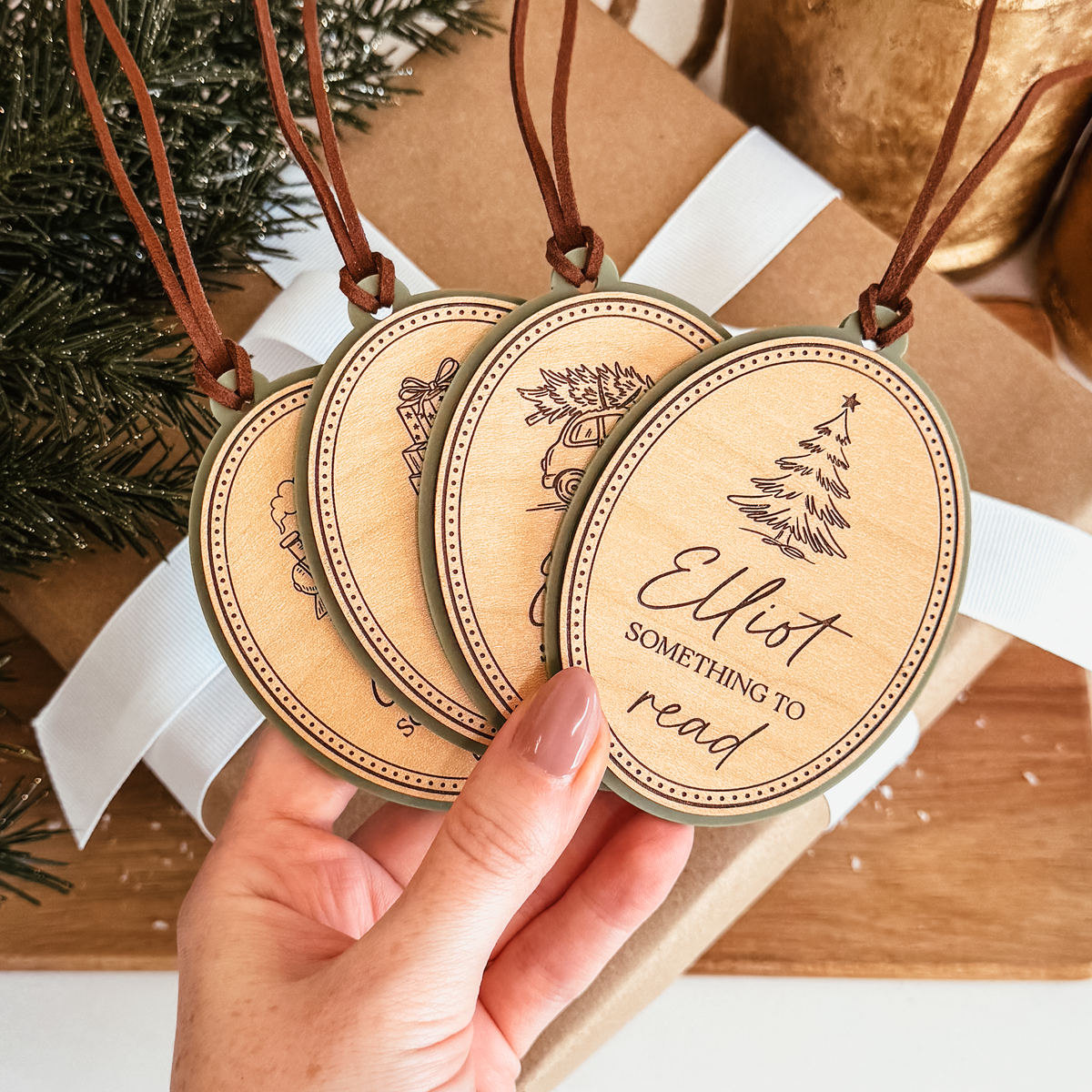 Mindful Gifting Tags | Want, Need, Wear, Read Tags | Vintage Oval