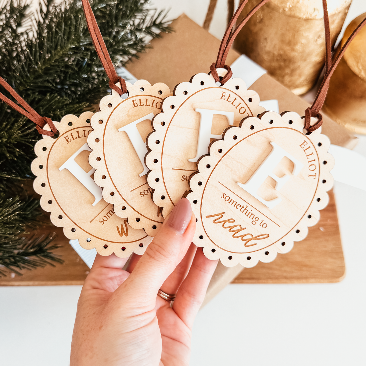 Mindful Gifting Tags | Want, Need, Wear, Read Tags | Vintage Scallop