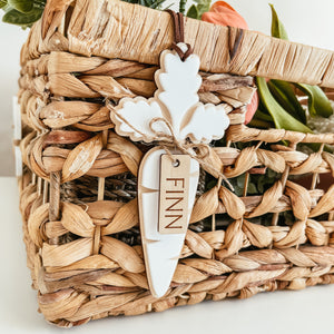 White Carrot Tag