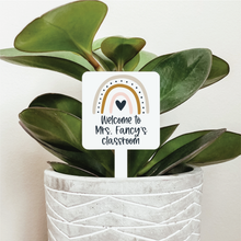 Load image into Gallery viewer, Personalized Classroom Welcome Plant Marker